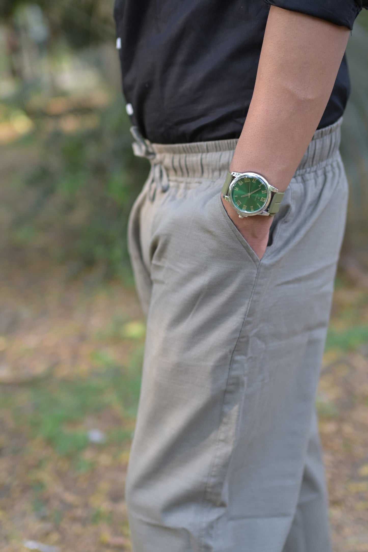 Chaudhar Linen Plain Olive Green Trouser